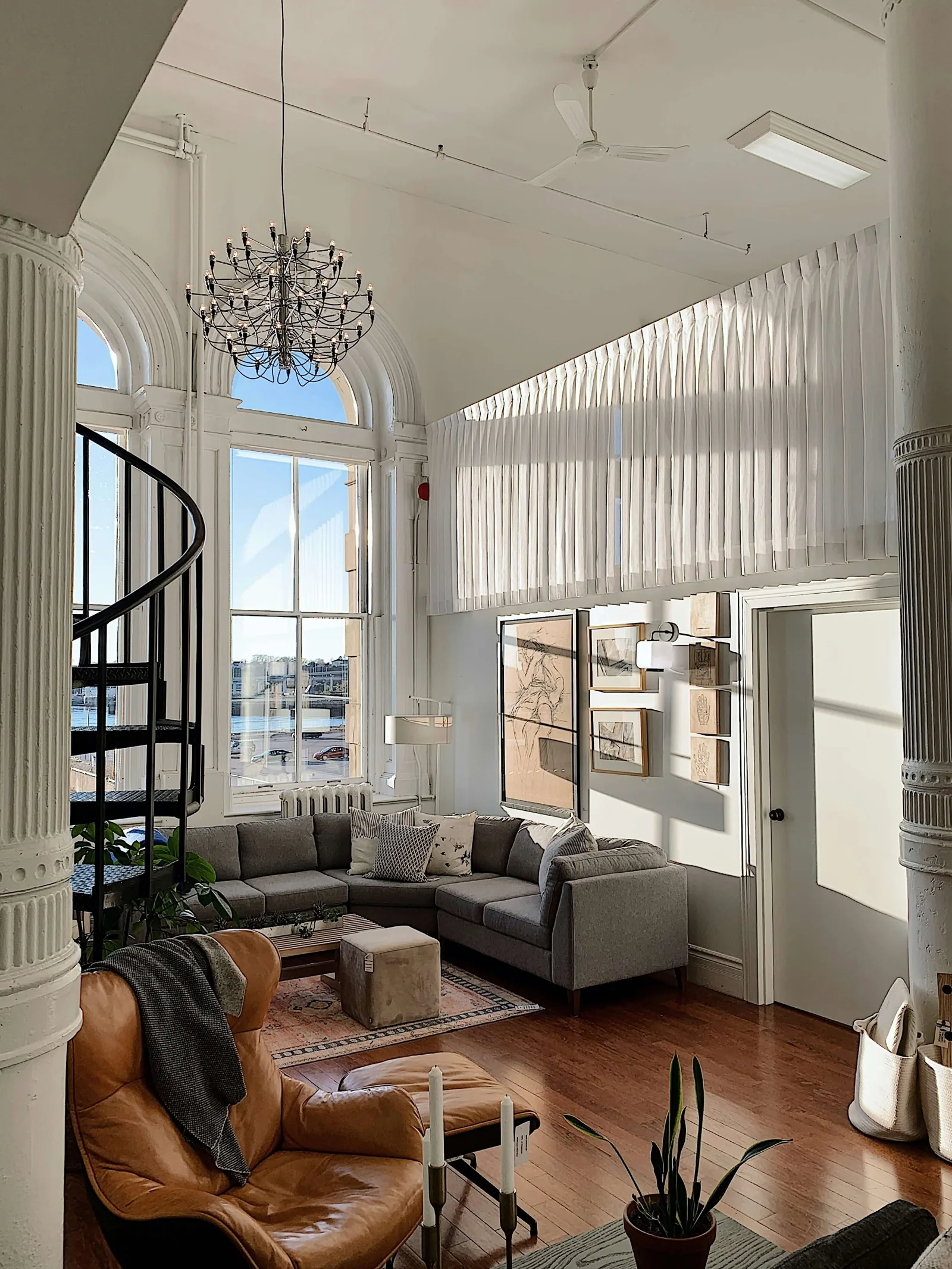 Intérieur d'une villa gérée par une conciergerie haut de gamme sur la côte basque